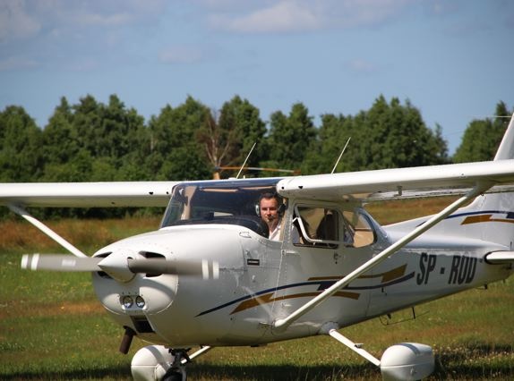 Loty widokowe nad Półwyspem Helskim - SKYDIVE HEL 